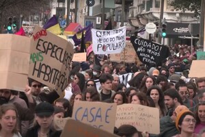 В Лиссабоне прошла многотысячная акция протеста из-за жилищного кризиса