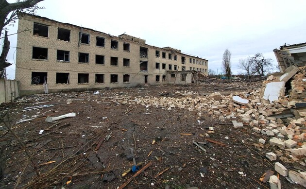 Захватчики выпустили почти 300 снарядов по Херсонщине: один человек погиб, двое раненых