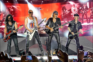 Scorpions больше не романтизируют Москву в Wind Of Change и планируют дать концерт на Майдане – но есть 