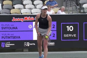 Свитолина возобновила карьеру и провела первый матч после длительной паузы
