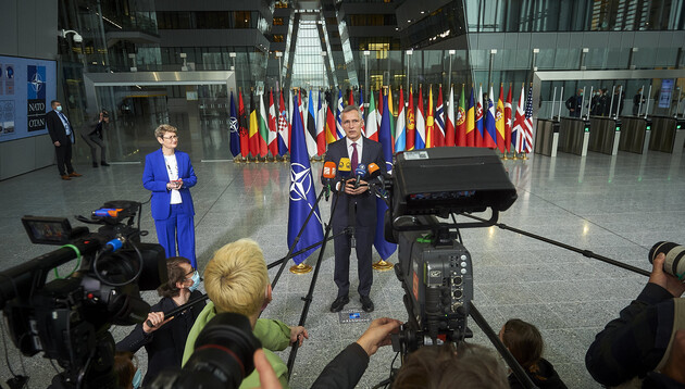 Генсек НАТО просить союзників виділяти на підтримку України по €500 млн щороку – Bloomberg
