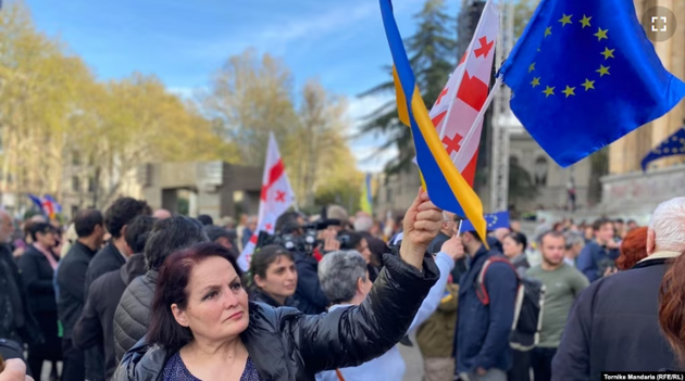 Опозиція Грузії вийшла з мітингами на вулиці Тбілісі: вимагають звільнити Саакашвілі і не лише