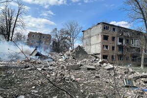 Війська РФ завдали авіаудару по Авдіївці: зруйновано багатоповерхівку