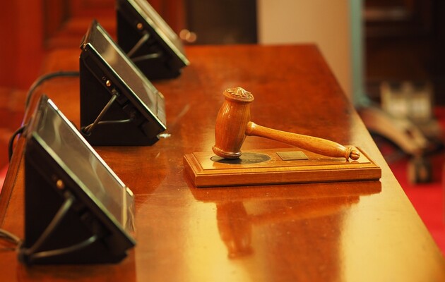 Вища рада правосуддя звільнила шість суддів