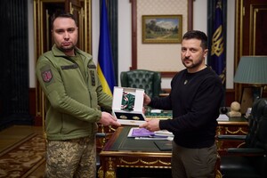 Президент Зеленский получил орден имени Джохара Дудаева и орден Чеченской Республики Ичкерия 