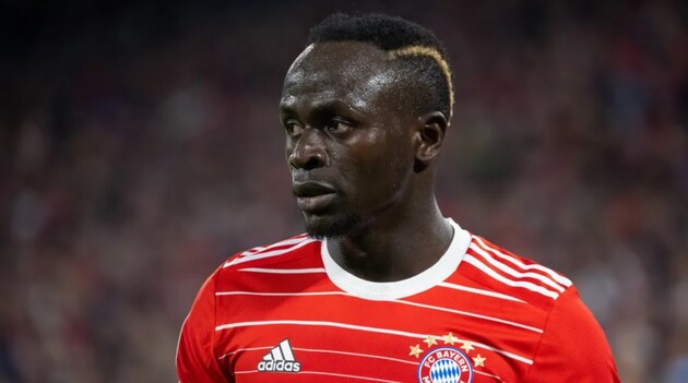 Мане ударил одноклубника в лицо