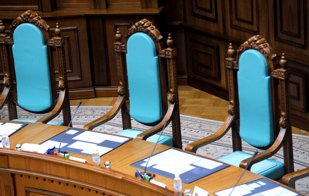 Конституционный Суд проверит конституционность «харьковских соглашений»