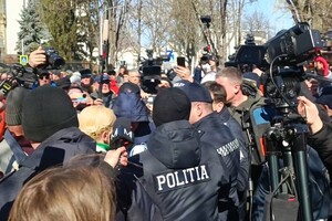 Евросоюз готовит санкции против ответственных за дестабилизацию ситуации в Молдове