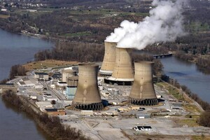 Германия закрывает три последних атомных электростанции