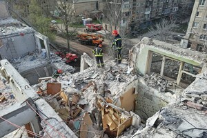 Обстріл Слов'янська: Збільшилося число загиблих внаслідок удару по 5-поверхівці 
