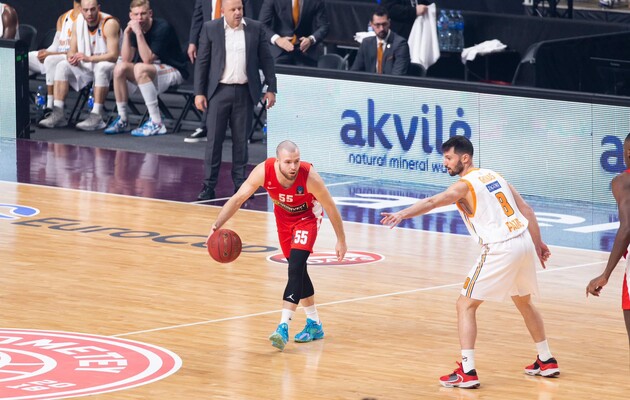 "Прометей" сыграет в полуфинале