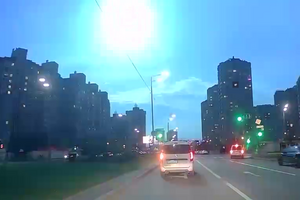 Вспышка в небе над Киевом может быть вызвана падением метеорита из потока Лирид – Госкосмос