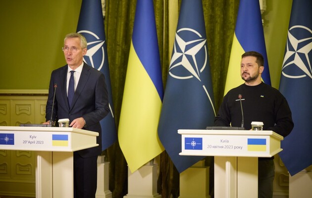Зеленський закликав Столтенберга сприяти Україні в отриманні зброї