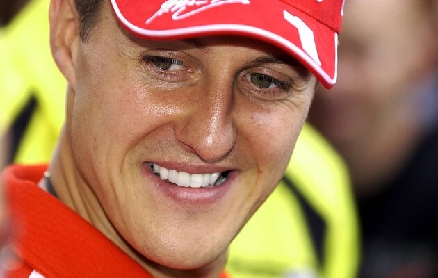 Шумахер не з'являється на публіці після травми голови