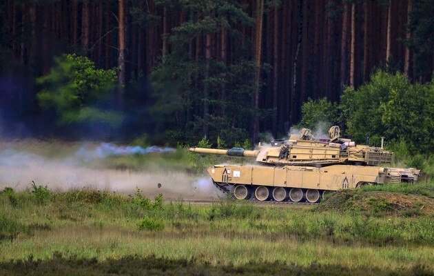 Украинские военные скоро начнут обучение на танках Abrams от США