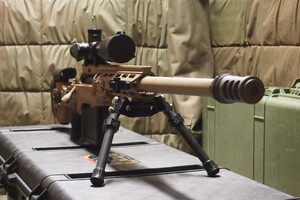 Новий пакет військової допомоги від Канади — снайперські гвинтівки та рації для ЗСУ