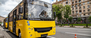 Поліція Києва повинна зупиняти маршрутки під час повітряної тривоги – КМДА