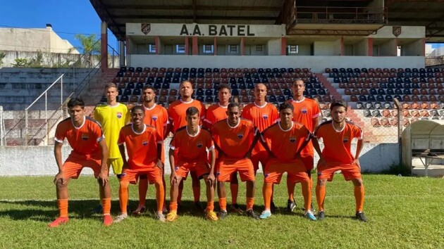 "Бател" будет играть в форме "Мариуполя"