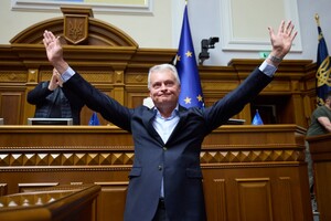 «Ми маємо перетнути всі «червоні лінії» – президент Литви про озброєння для України