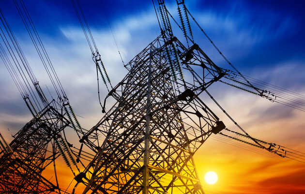 «Укренерго» попередило про дефіцит електроенергії влітку – чи чекати на відключення світла?