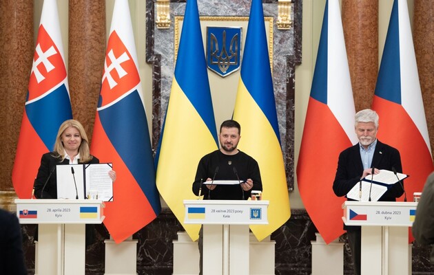 Президенты Чехии и Словакии официально подтвердили поддержку Украины на пути к ЕС и НАТО