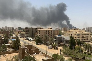 Конфлікт у Судані: тривають вуличні бої, обстріляно турецький евакуаційний літак
