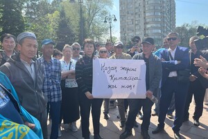 В Казахстане анонсировали митинги в поддержку Украины, но первые участники уже задержаны