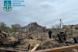 Оккупанты обстреляли жилые дома в Херсонской области: есть погибший