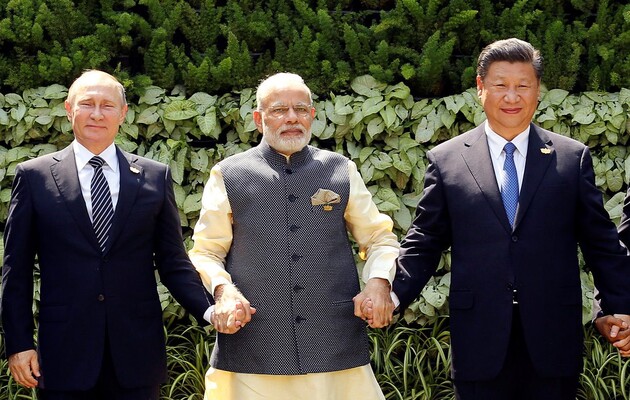 РФ не хочет брать в Индии рупии, предпочитает юаней