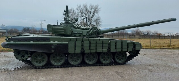 Семья словацких предпринимателей собирает 1,2 млн евро на танк для ВСУ