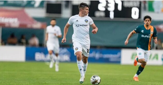 Костышин играет в США