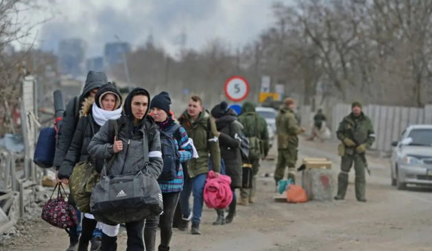 Прикриваючись «евакуацією» загарбники хочуть мобілізувати жителів окупованих територій — ЦНС