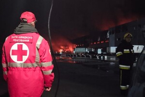 Ракетний удар по Одеській області: зруйновано склад Червоного Хреста із гумдопомогою