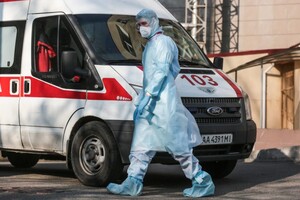 За три года пандемии COVID-19 в Украине умерло более 100 тысяч человек