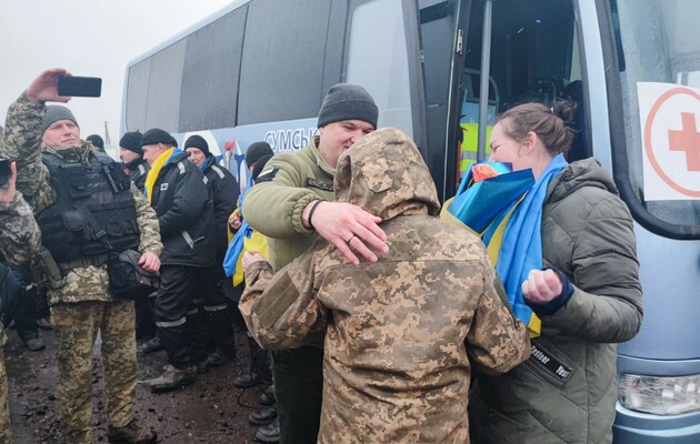 Повернення з полону: як можна підтримати близьких