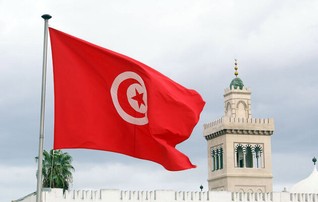 Во время стрельбы возле синагоги в Тунисе погибли четыре человека