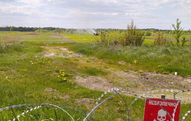 У Рівненській області трактор підірвався на міні: є загиблий