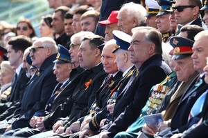 ГУР: Іноземні гості на параді — щит для Путіна на Красній площі