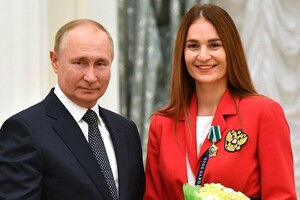 Международная федерация фехтования не допустила к соревнованиям трех олимпийских чемпионок из России