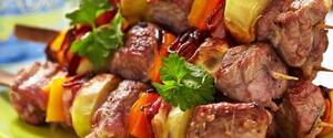 «Золотой» шашлык: как изменились цены на мясо в мае