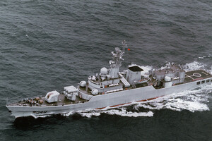 Китайские военные корабли провели учения с боевой стрельбой в западной части Тихого океана  — Reuters