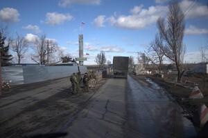 Війська РФ проводять масове перекидання техніки в Маріуполі