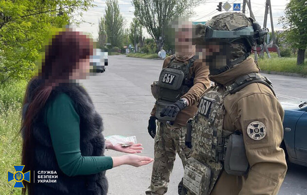 Здавала ворогу позиції та персональні дані українських воїнів: СБУ затримало медсестру