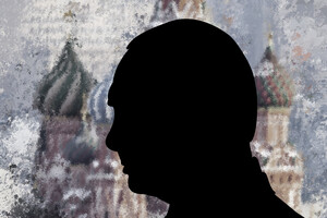 Избежать «ловушки Путина»: ЕС в новом пакете санкций упростит компаниям выход с рынка РФ – СМИ