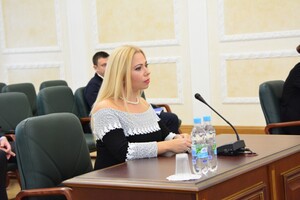 Судью Печерского райсуда будут судить за незаконное снятие ареста со средств