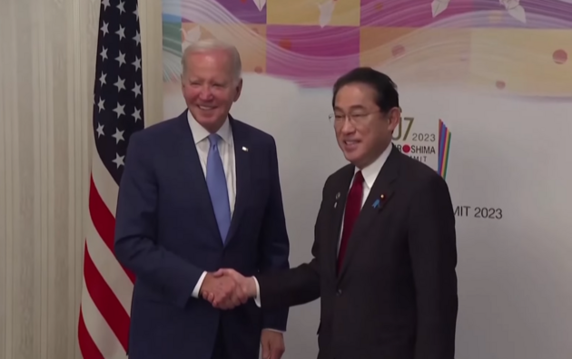 Джо Байден та Фуміо Кісіда