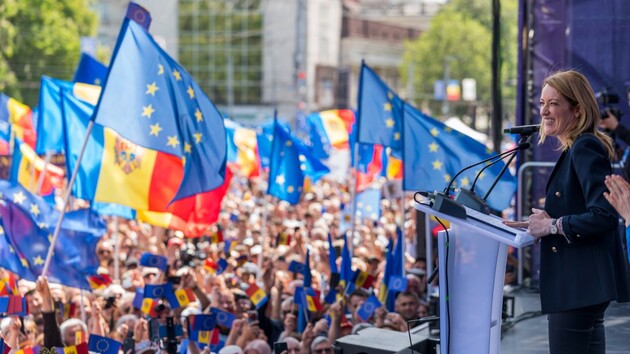 Мецола заявила про можливі переговори з Молдовою щодо вступу до ЄС вже цього року