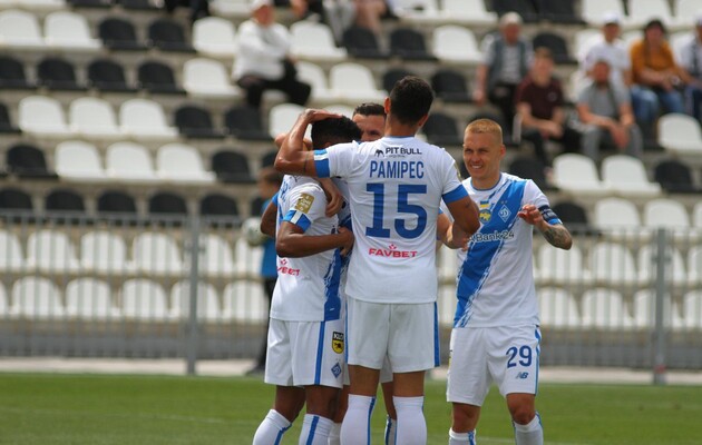 "Динамо" розгромило "Колос"