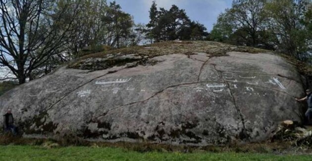 Вік малюнків оцінюється у 2700 років