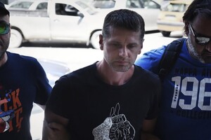 Утримуваний під арештом у США російський кіберзлочинець просить обміняти його на Евана Гершковича